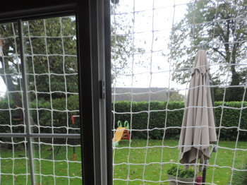Custom-made protective net for cats - 25 mm eyelets